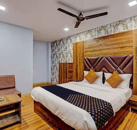 Hotel Mahi Batwa ภายนอก รูปภาพ