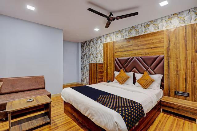 Hotel Mahi Batwa ภายนอก รูปภาพ